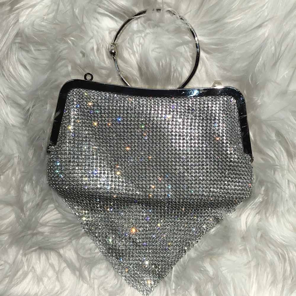 Crystal wrestlet
